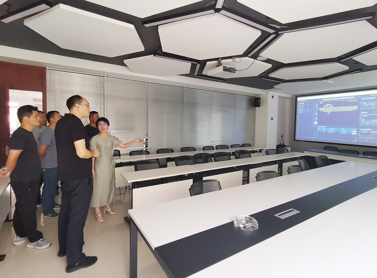 微特總經(jīng)理高鈺敏、水電事業(yè)部韓信熱情接待了來訪貴賓